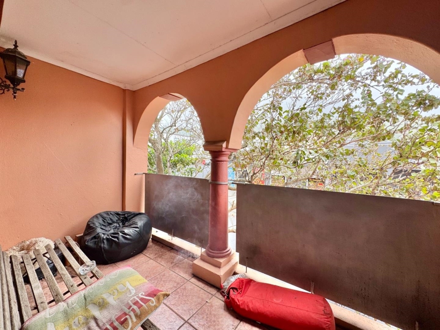 6 Bedroom Property for Sale in Walmer Estate Western Cape